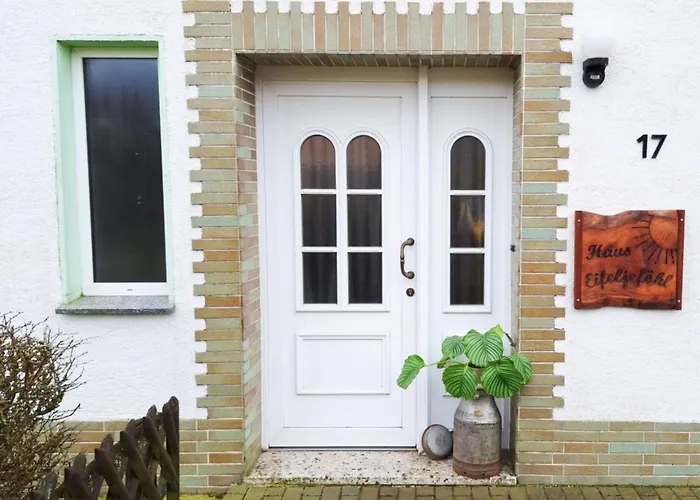 Eifeljefoehl بيت للعطل